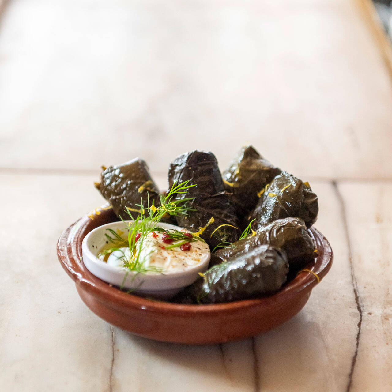 Festina Lente dolma wijn Jordaan